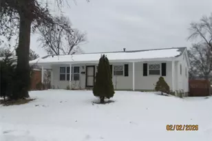 245 Alma Dr, Hazelwood, MO 63042 - Photo 1