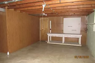 245 Alma Dr, Hazelwood, MO 63042 - Photo 13