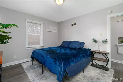 435 N Clay Avenue, Ferguson, MO 63135 - Photo 13