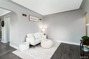 435 N Clay Ave, Ferguson, MO 63135 - Photo 5