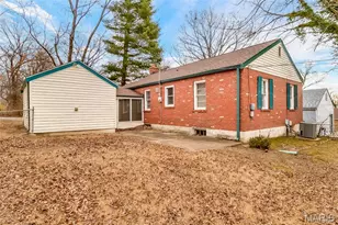 435 N Clay Ave, Ferguson, MO 63135 - Photo 3