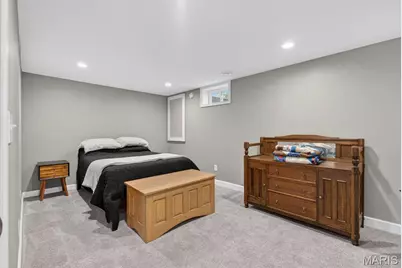 913 Crestland Drive, Ballwin, MO 63011 - Photo 27