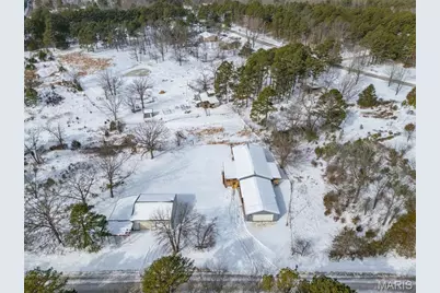 19901 Gore Road, Saint Genevieve, MO 63670 - Photo 41