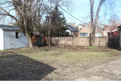 4475 N Taylor Avenue, Saint Louis, MO 63115 - Photo 23