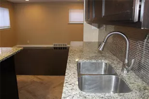 4475 N Taylor Ave, Saint Louis, MO 63115 - Photo 9