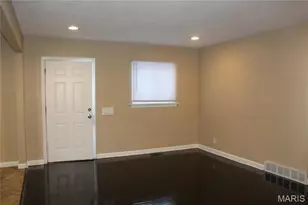 4475 N Taylor Ave, Saint Louis, MO 63115 - Photo 5