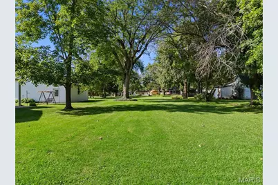 302 E Walsh Street, Montgomery City, MO 63361 - Photo 25