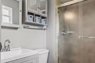 6540 Towne Woods Dr, Oakville, MO 63129 - Photo 19