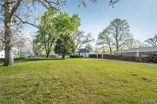 141 Elm Grove Ave, Hazelwood, MO 63042 - Photo 33