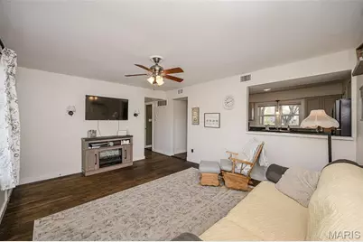 141 Elmgrove Avenue, Hazelwood, MO 63042 - Photo 7