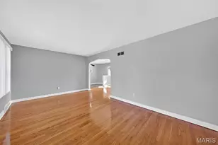 1102 Thatcher Ave, Dellwood, MO 63135 - Photo 5