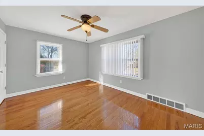 1102 Thatcher Avenue, Dellwood, MO 63135 - Photo 21