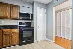 4355 Maryland Ave, Saint Louis, MO 63108 - Photo 17