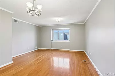 4355 Maryland Avenue #401, Saint Louis, MO 63108 - Photo 11