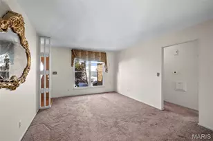 946 Tree Trails Ln, Fenton, MO 63026 - Photo 7