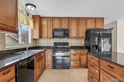 284 Brightfield Drive, Ballwin, MO 63021 - Photo 19