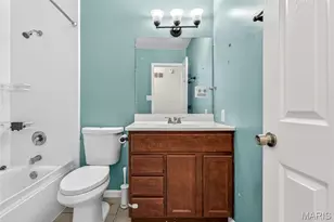 284 Brightfield Dr, Ballwin, MO 63021 - Photo 29