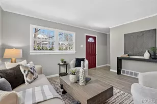 2639 Louis Ave, Brentwood, MO 63144 - Photo 9