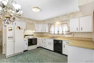 41 Harneywold Drive, Ferguson, MO 63136 - Photo 23