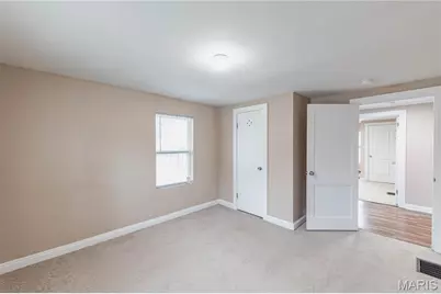 19701 Old Jamestown Road, Florissant, MO 63034 - Photo 11