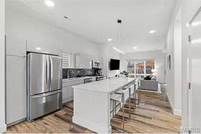 3415 Vista Avenue, Saint Louis, MO 63104 - Photo 9