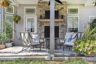 1016 Bellevaux Pl, Saint Charles, MO 63301 - Photo 3