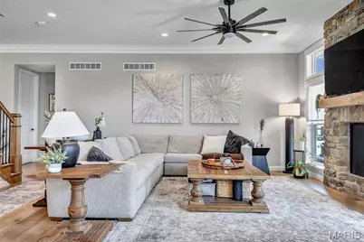 1016 Bellevaux Place, Saint Charles, MO 63301 - Photo 5