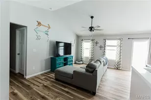 2320 Central Park Dr, Troy, MO 63379 - Photo 13