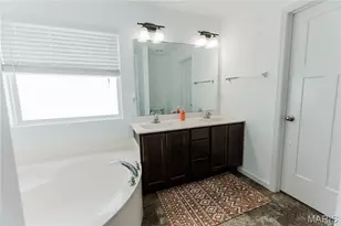 2320 Central Park Dr, Troy, MO 63379 - Photo 17