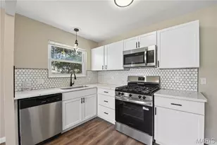 12062 Cato Dr, Florissant, MO 63033 - Photo 11