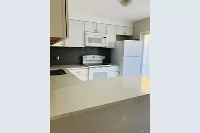 7546 Hazelcrest Drive, Hazelwood, MO 63042 - Photo 19