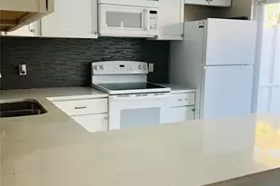 7546 Hazelcrest Dr, Hazelwood, MO 63042 - Photo 19