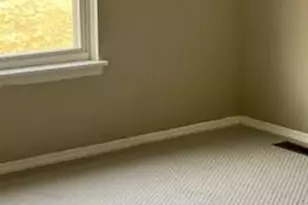 7546 Hazelcrest Dr, Hazelwood, MO 63042 - Photo 5