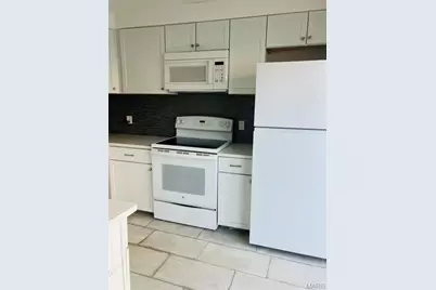 7546 Hazelcrest Drive, Hazelwood, MO 63042 - Photo 21