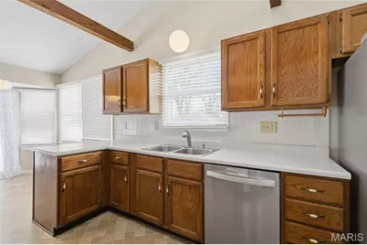 2612 White Manor Court, Saint Louis, MO 63114 - Photo 21