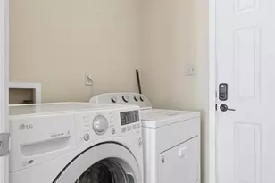 2612 White Manor Ct, Saint Louis, MO 63114 - Photo 23