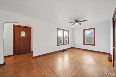 905 Burgess Avenue, Crystal City, MO 63019 - Photo 9