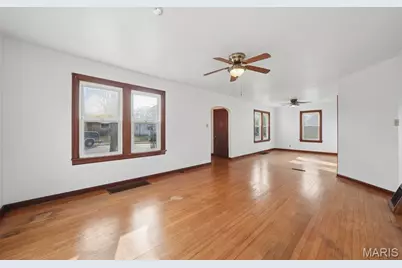 905 Burgess Avenue, Crystal City, MO 63019 - Photo 7