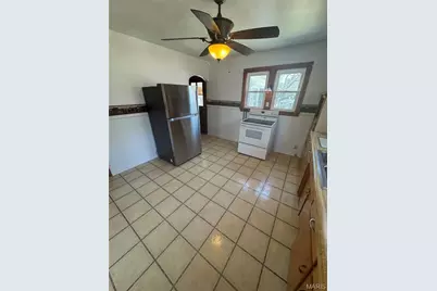 905 Burgess Avenue, Crystal City, MO 63019 - Photo 9