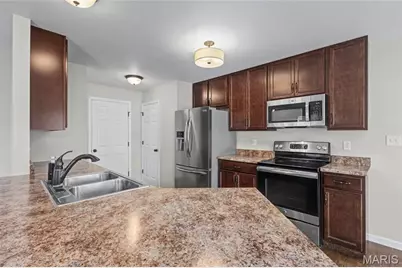 108 Champions Lane, Wentzville, MO 63385 - Photo 11