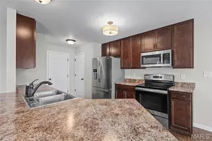 108 Champions Ln, Wentzville, MO 63385 - Photo 11