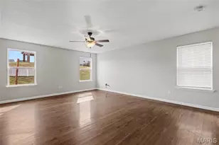 108 Champions Ln, Wentzville, MO 63385 - Photo 5