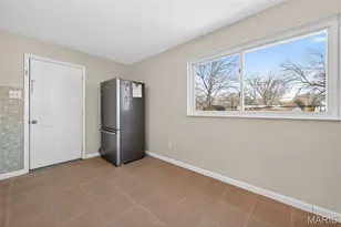 2233 Campus Dr, Saint Charles, MO 63301 - Photo 9