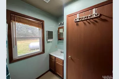 197 Old Springfield Road, Bourbon, MO 65441 - Photo 11