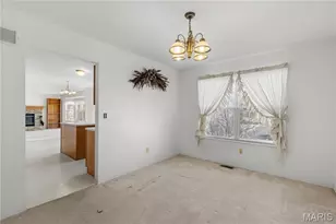 1382 Apple Valley Dr, O'Fallon, MO 63366 - Photo 5