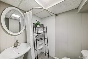 1502 Bredell Ave, Saint Louis, MO 63117 - Photo 25