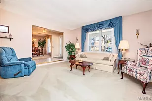 5355 Casa Royale Dr, Unincorporated, MO 63129 - Photo 9