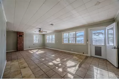 30017 Jeffries Road, Richland, MO 65556 - Photo 9