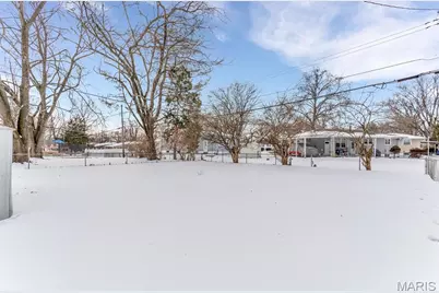 720 Babler Drive, Florissant, MO 63031 - Photo 35
