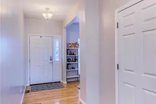 551 Fortress Ct, Saint Charles, MO 63303 - Photo 13